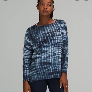 Lululemon back in action long-sleeve tee size 6